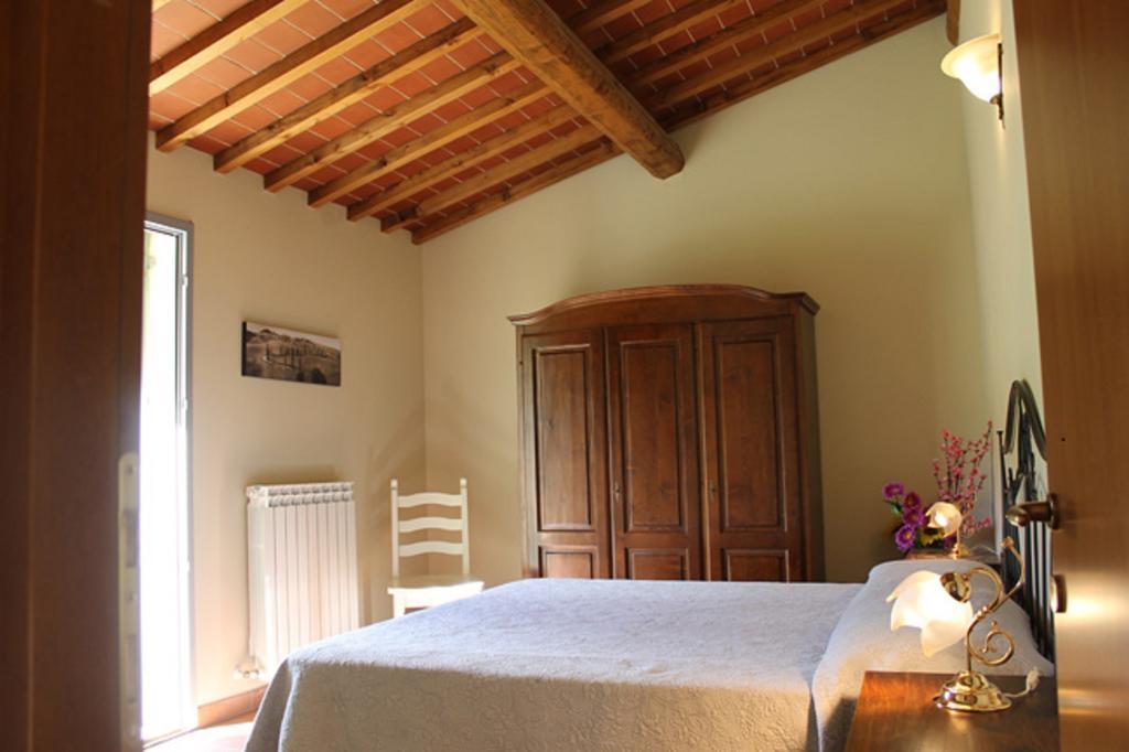 Agriturismo Dimore Di Poggianto Pergine Valdarno Δωμάτιο φωτογραφία
